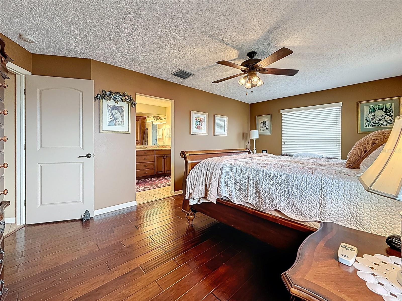 CAPRI ISLE - Residential