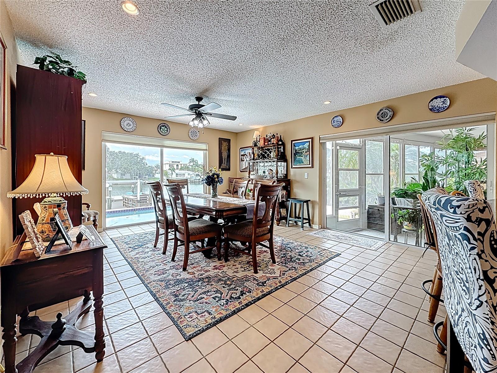 CAPRI ISLE - Residential