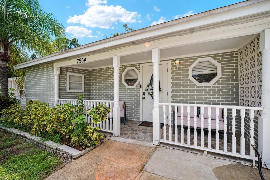 Photo of 7954 49th Avenue N, St Petersburg, FL 33709 (MLS # TB8552203)