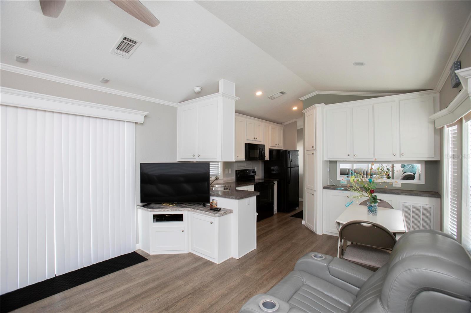 COTEE RIVER MOBILE HOME COOP - Residential