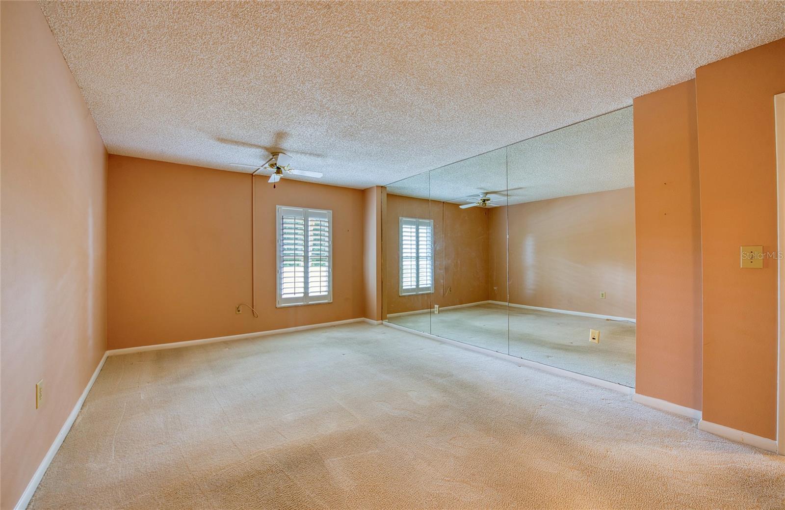 PENTHOUSE GREENS - Residential