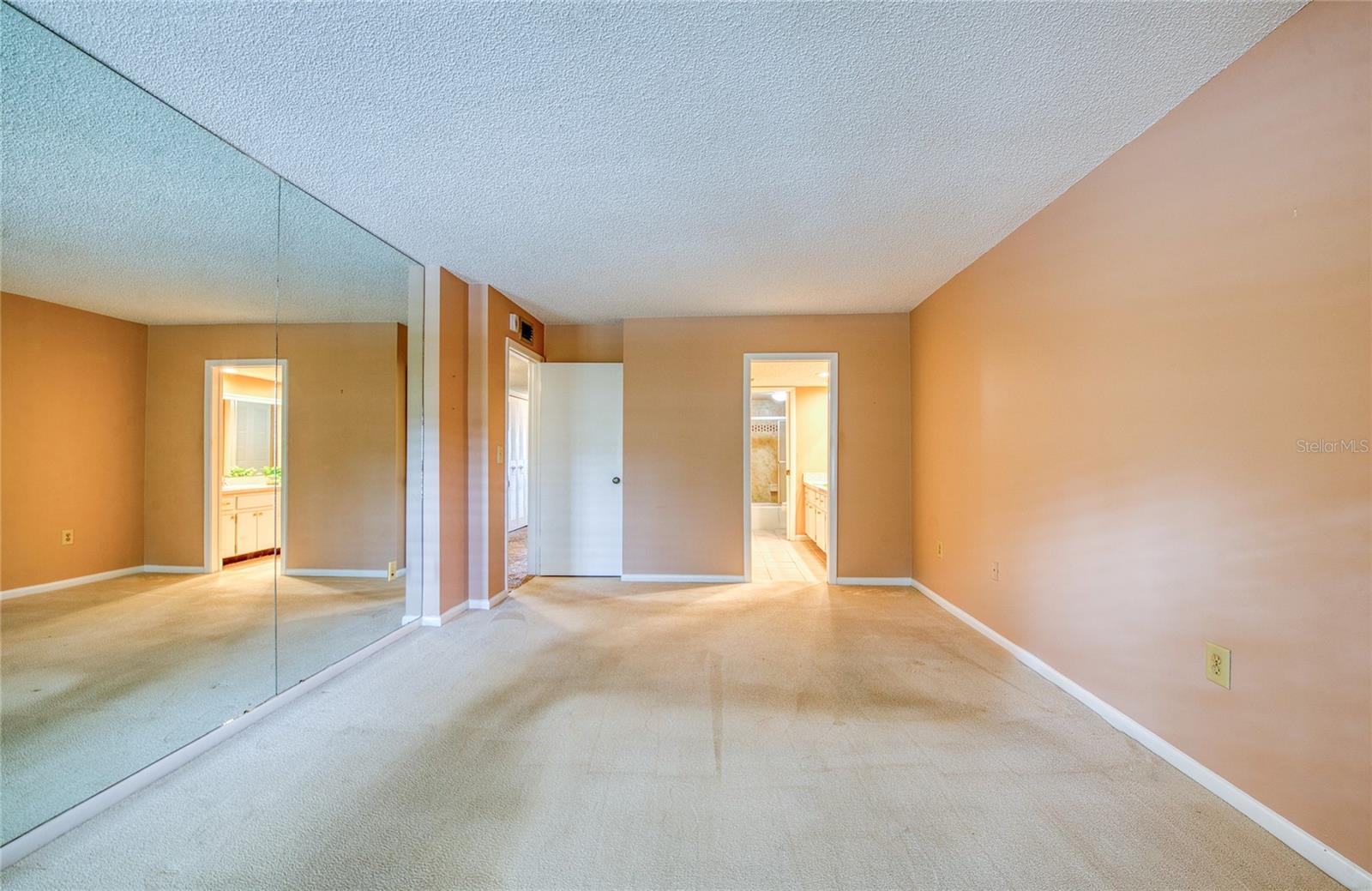 PENTHOUSE GREENS - Residential