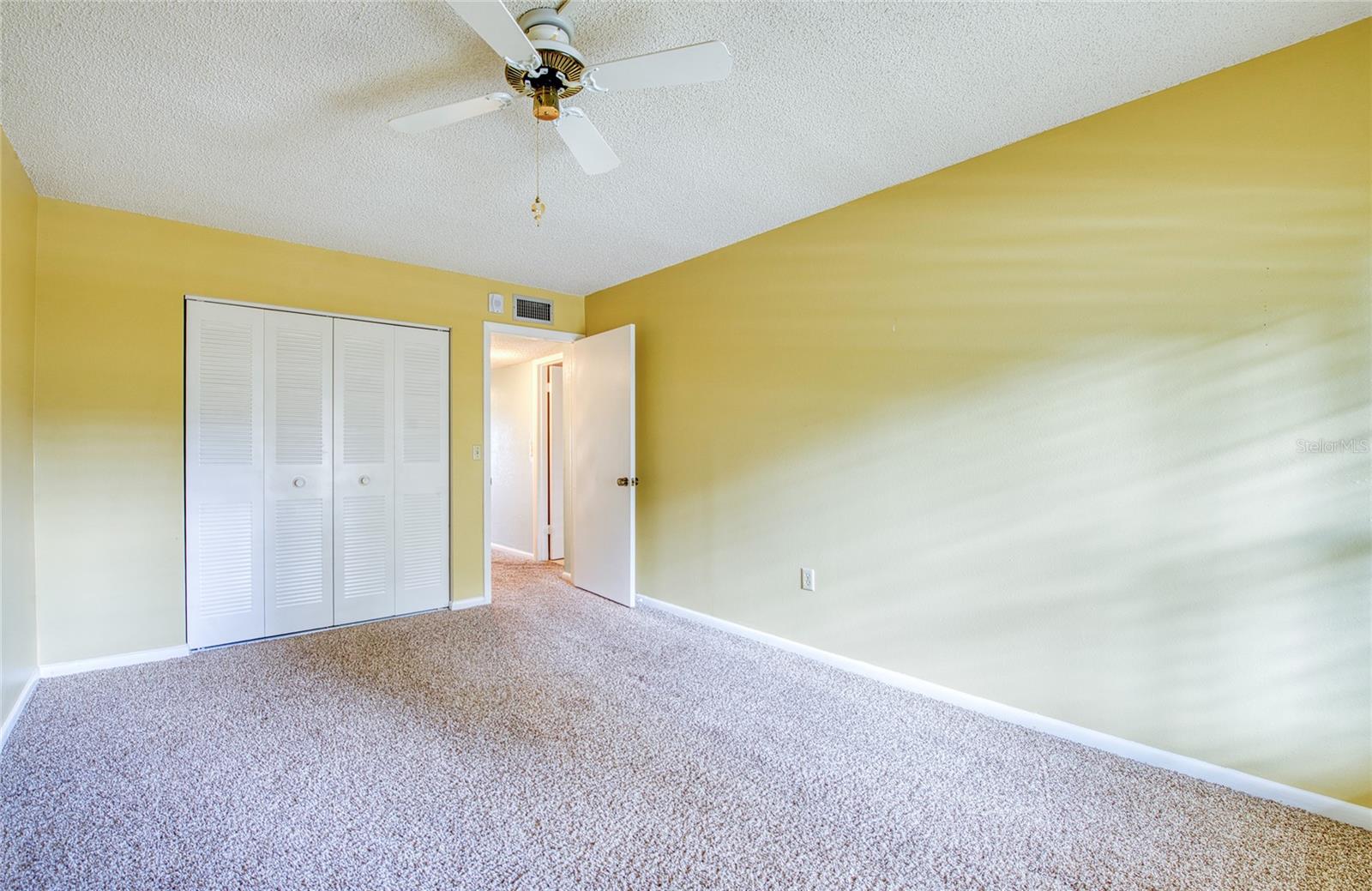 PENTHOUSE GREENS - Residential