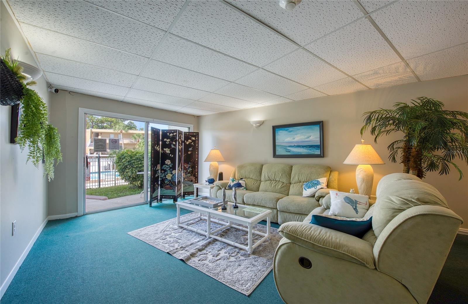 PENTHOUSE GREENS - Residential