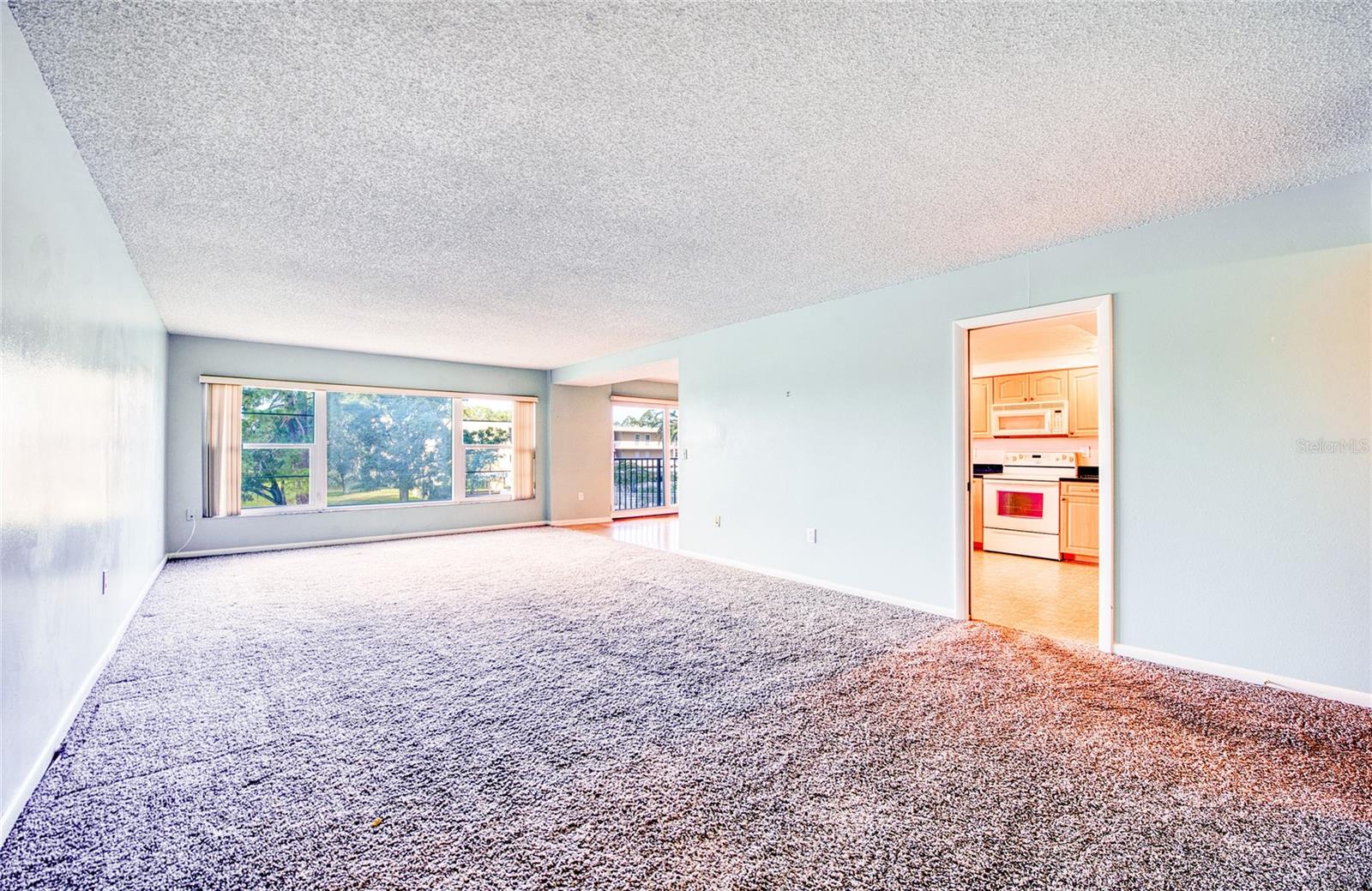 PENTHOUSE GREENS - Residential