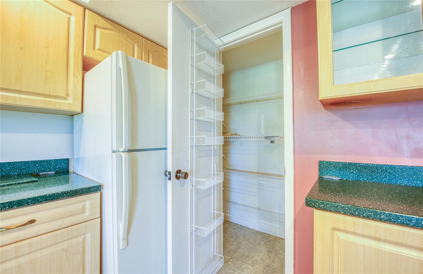 PENTHOUSE GREENS - Residential