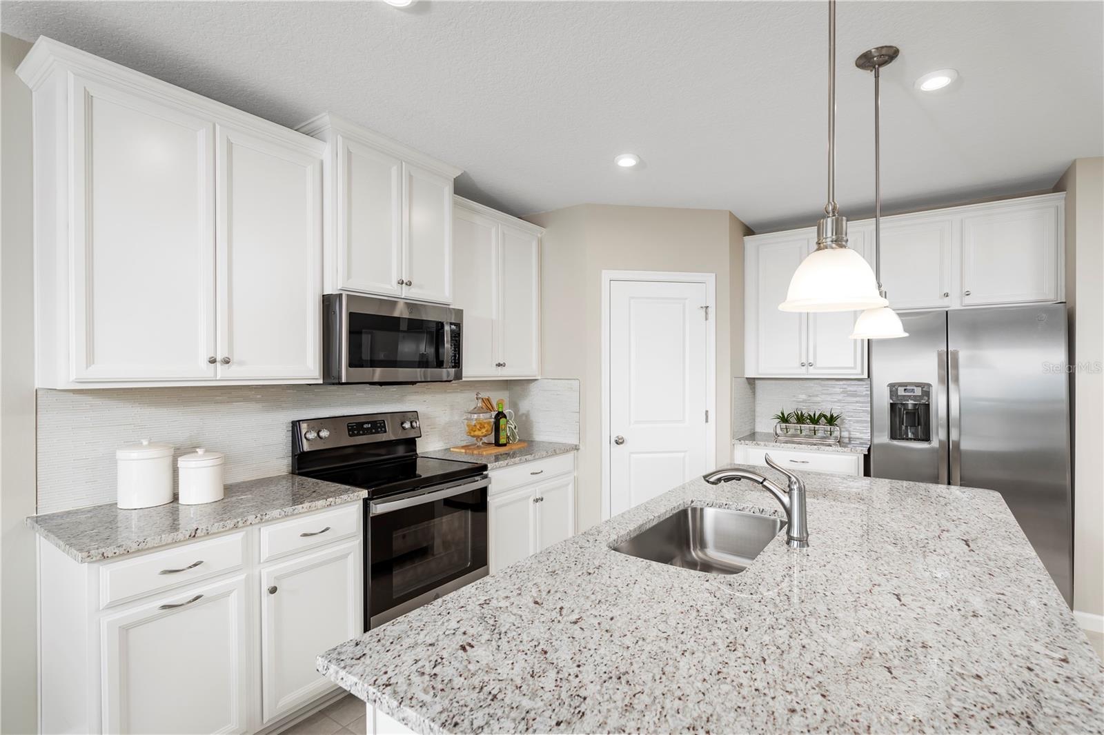 THE PALMS AT WEST PORT - Residential