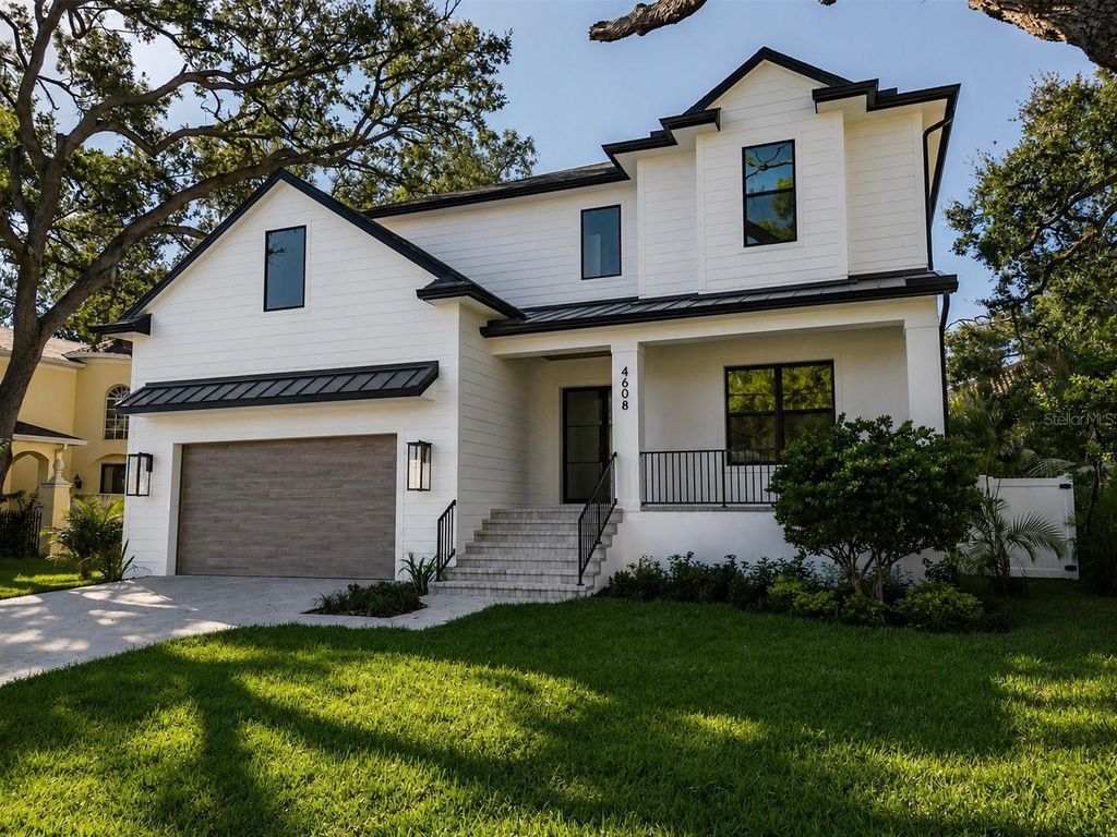 Photo of 4608 W El Prado Boulevard, Tampa, FL 33629 (MLS # TB8514825)