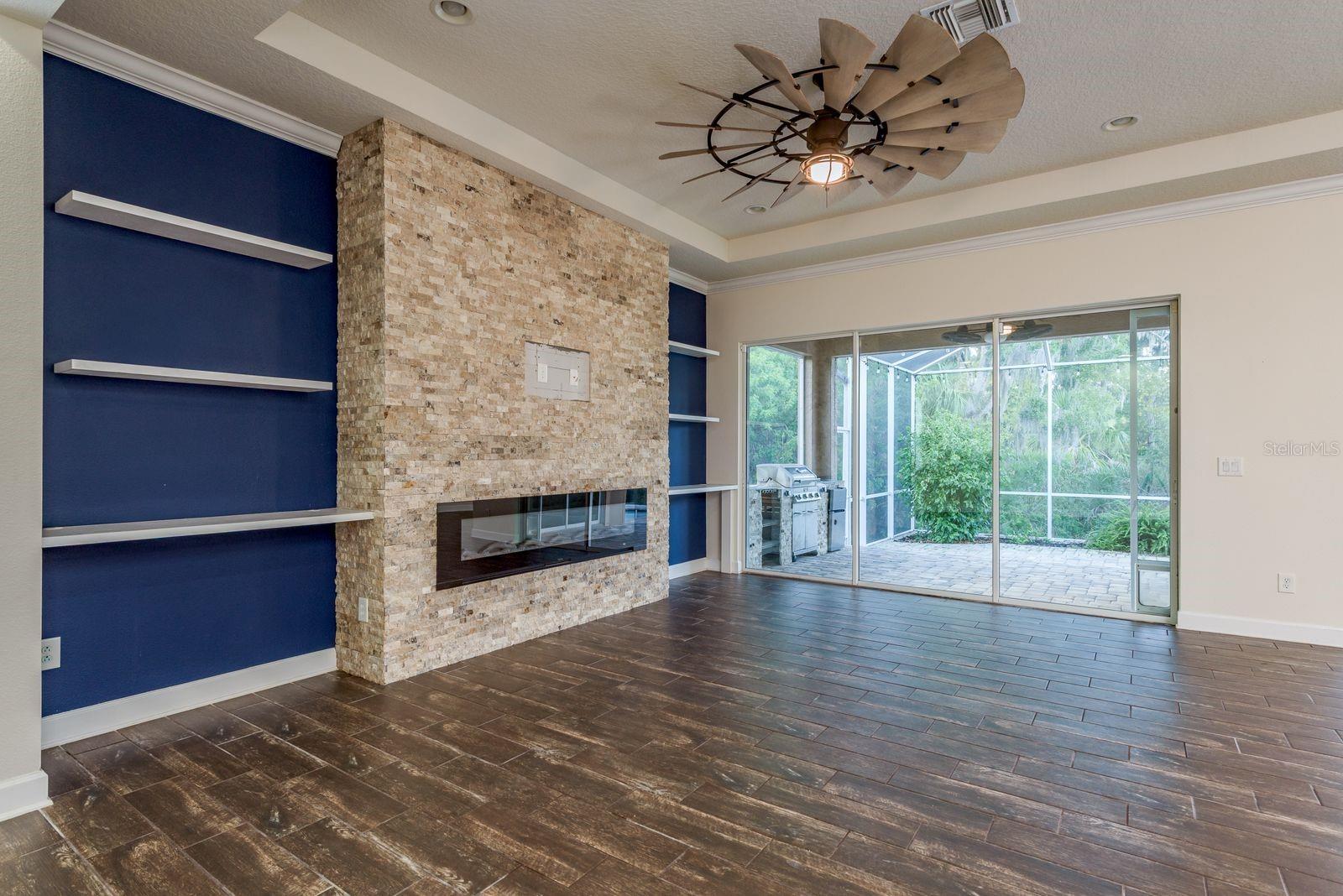 MIRABAY PRCL 22 - Residential