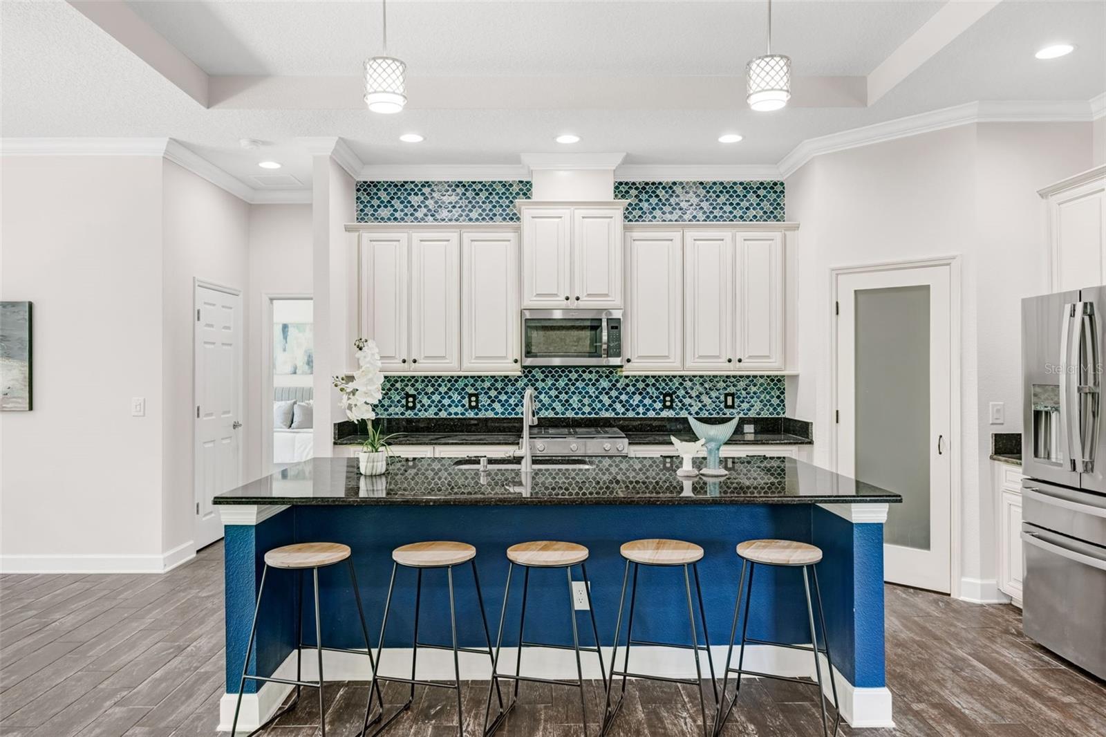5116 COASTAL SCENE DRIVE