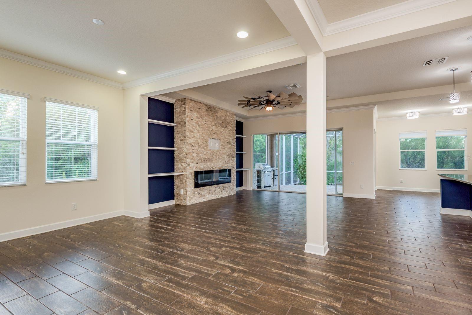 MIRABAY PRCL 22 - Residential