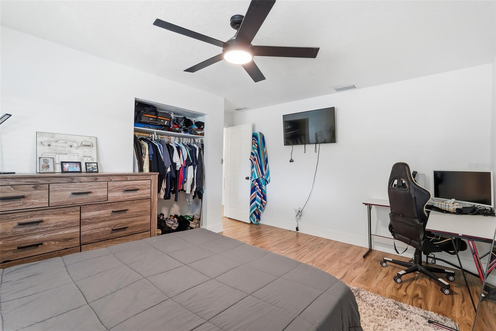 PINELLAS FARMS - Residential