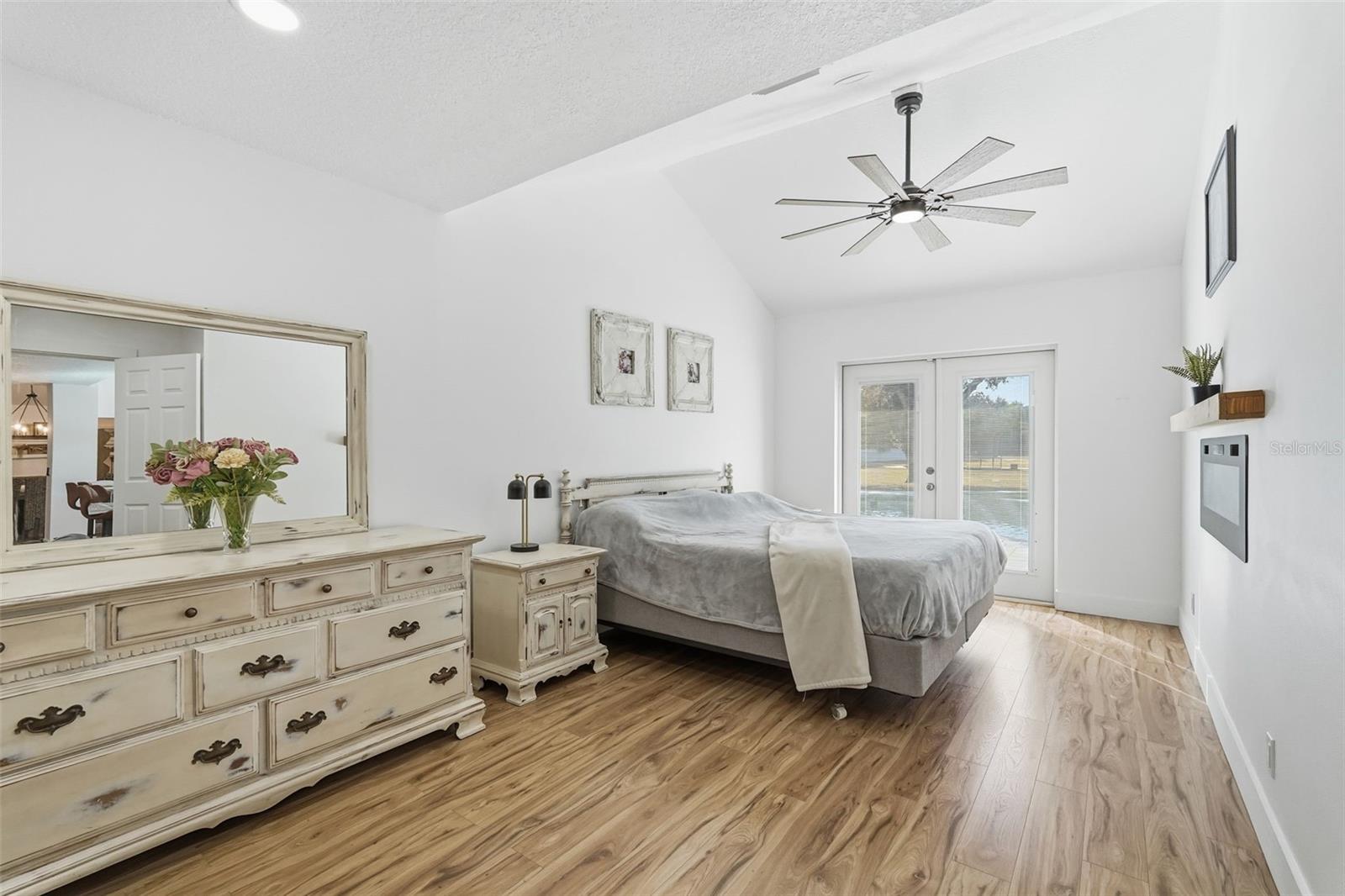 PINELLAS FARMS - Residential