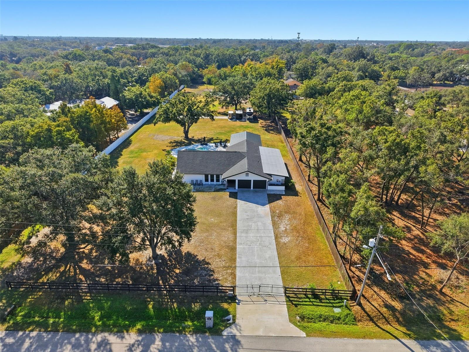 PINELLAS FARMS - Residential