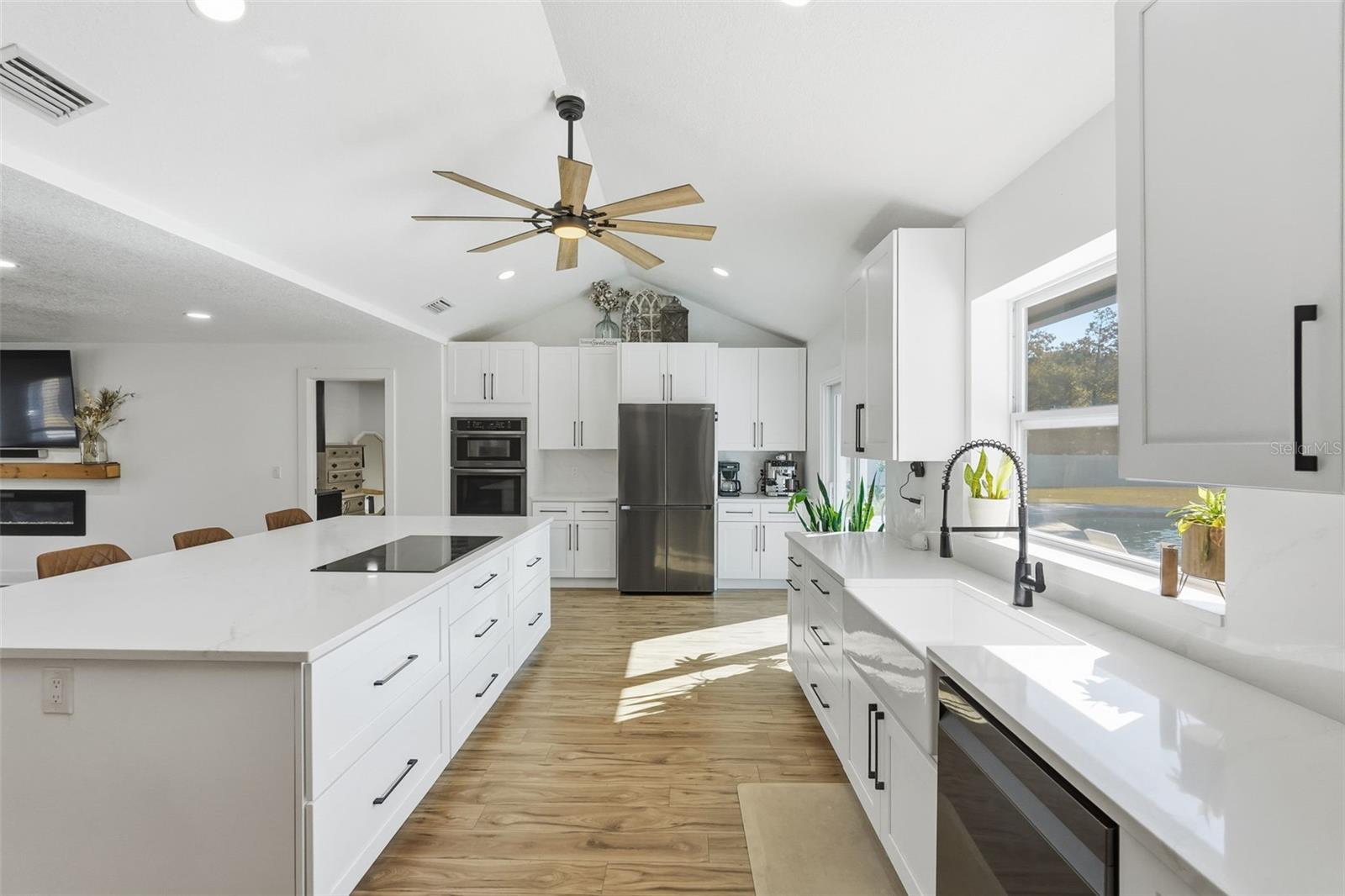 PINELLAS FARMS - Residential