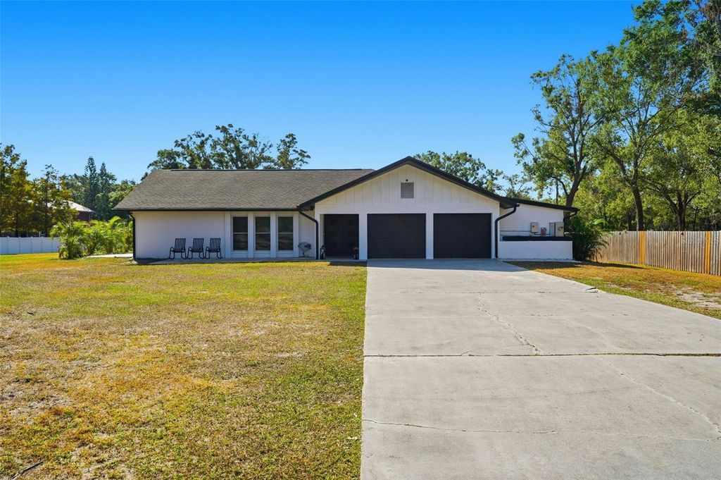 Photo of 6370 90th Avenue N, Pinellas Park, FL 33782 (MLS # TB8447718)