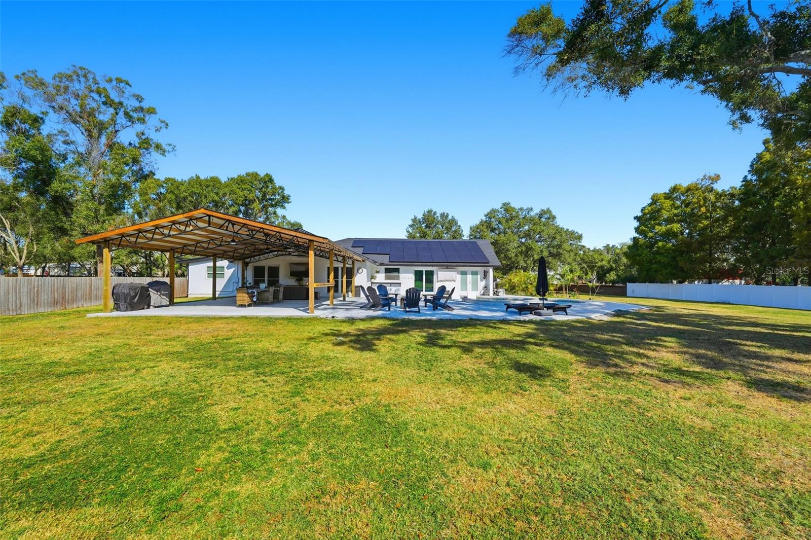 PINELLAS FARMS - Residential