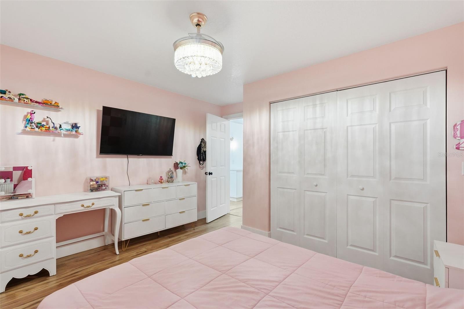 PINELLAS FARMS - Residential