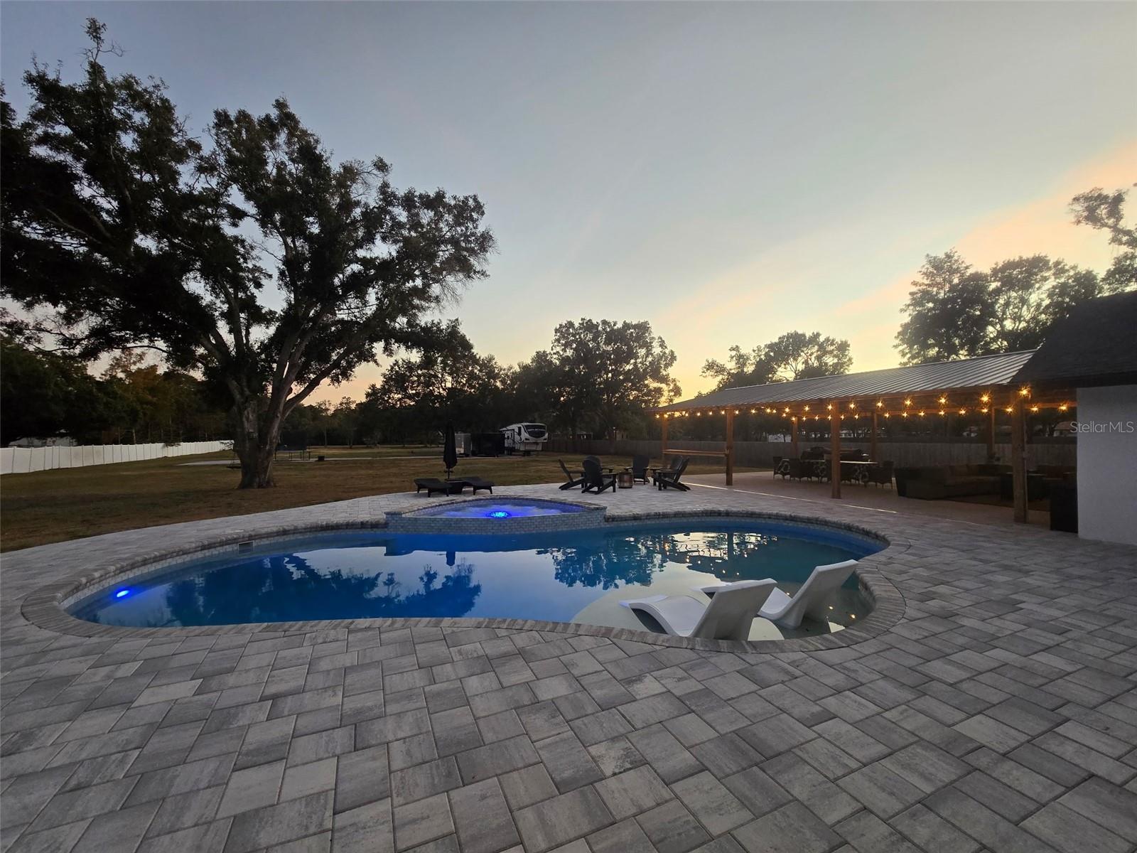 PINELLAS FARMS - Residential