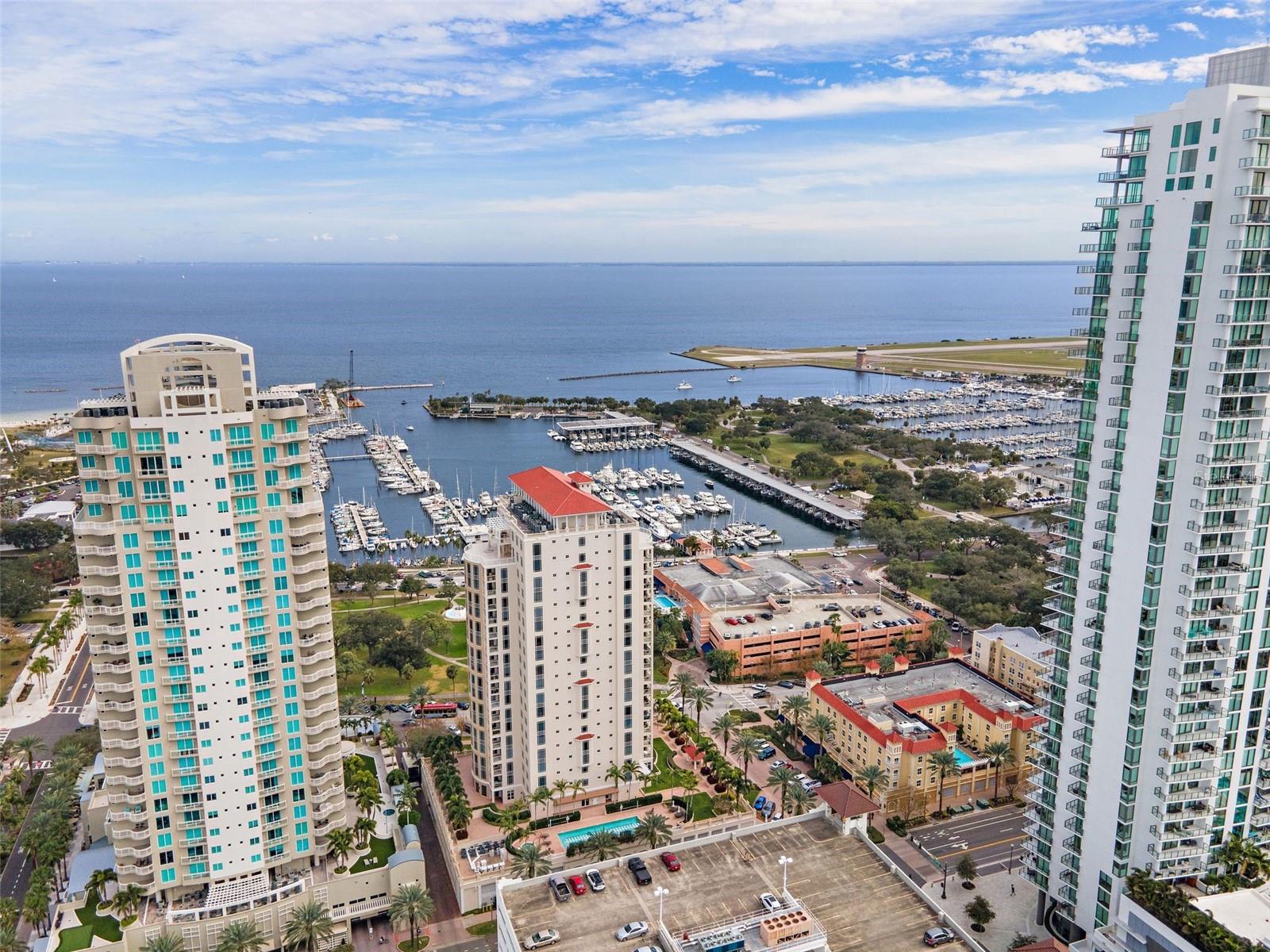 FLORENCIA CONDO - Residential