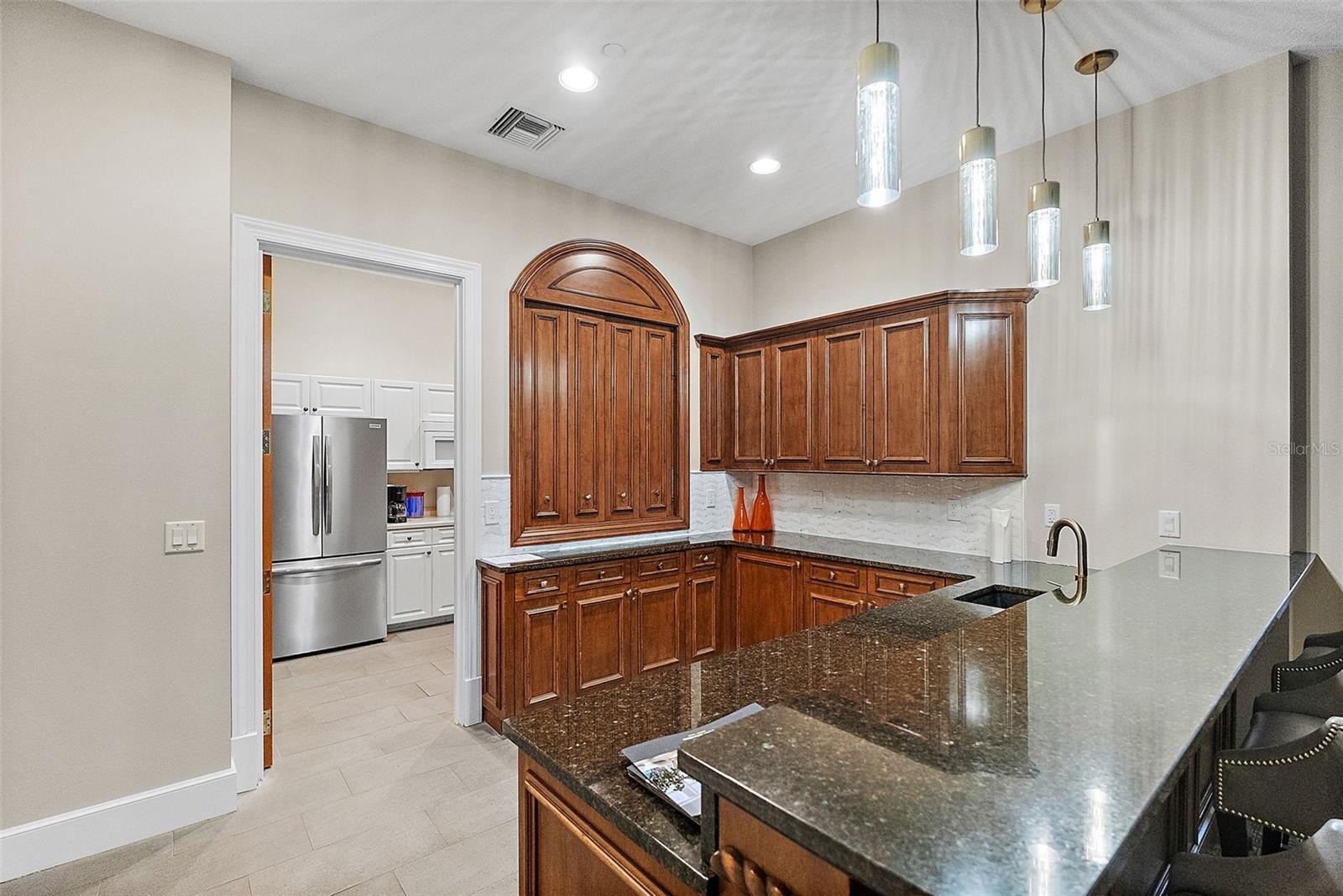 FLORENCIA CONDO - Residential