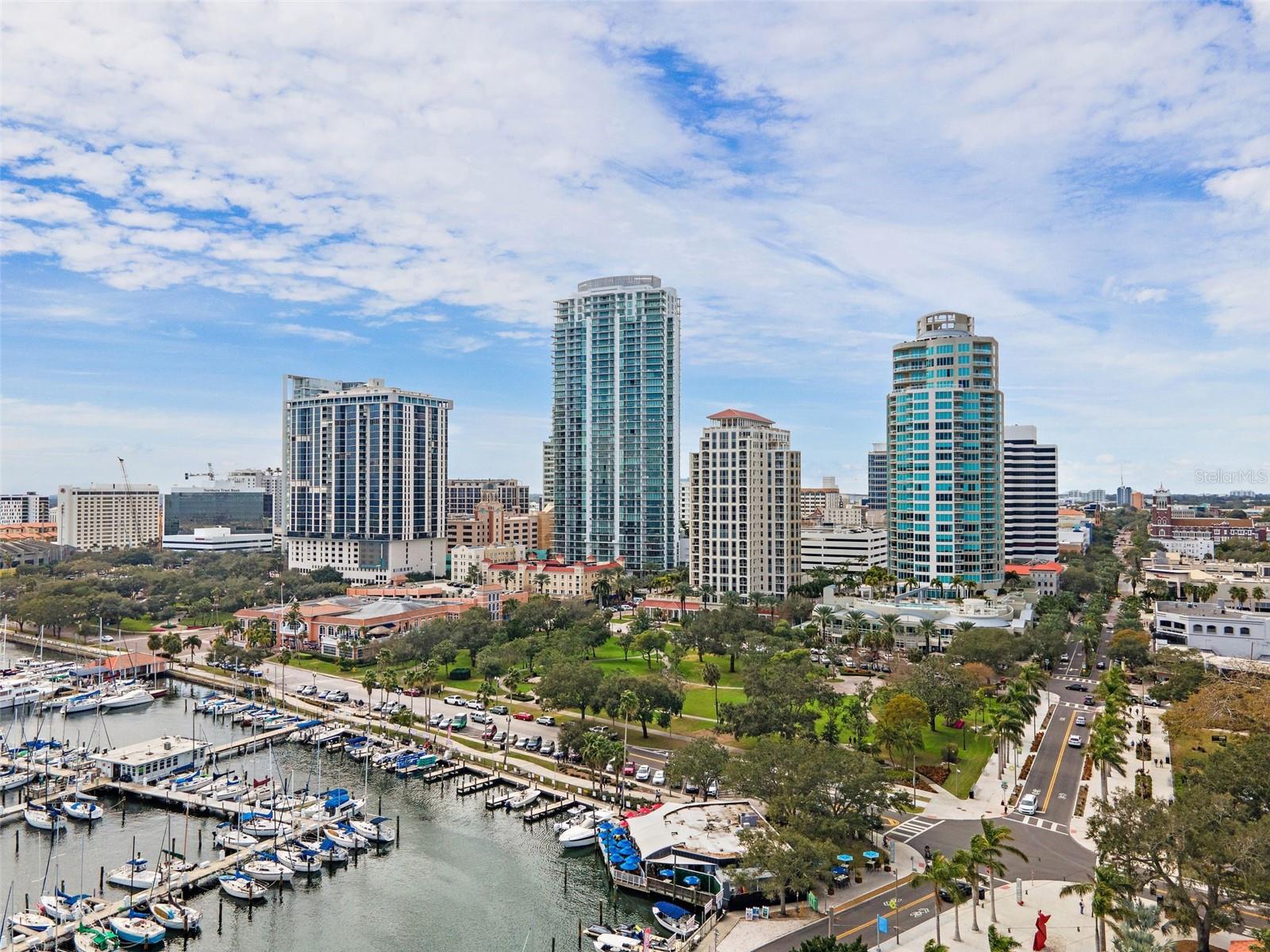 FLORENCIA CONDO - Residential