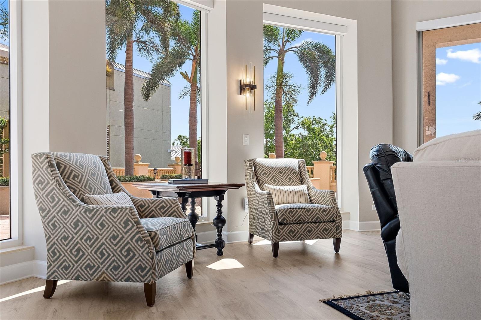 FLORENCIA CONDO - Residential