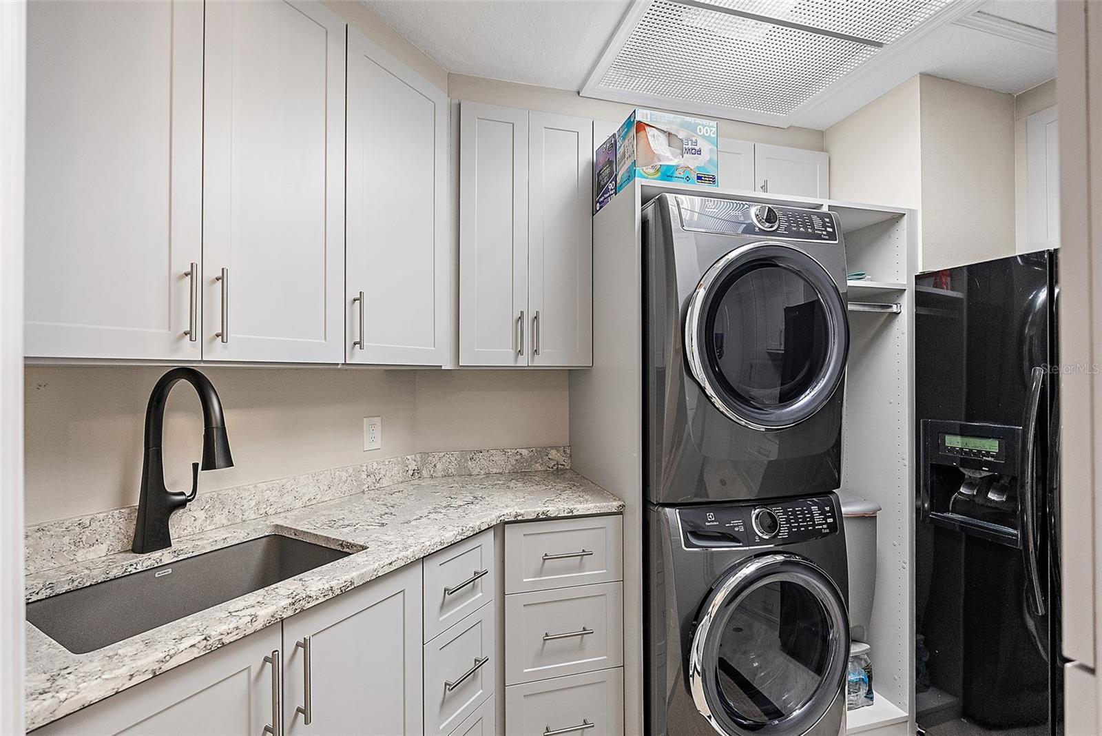 FLORENCIA CONDO - Residential