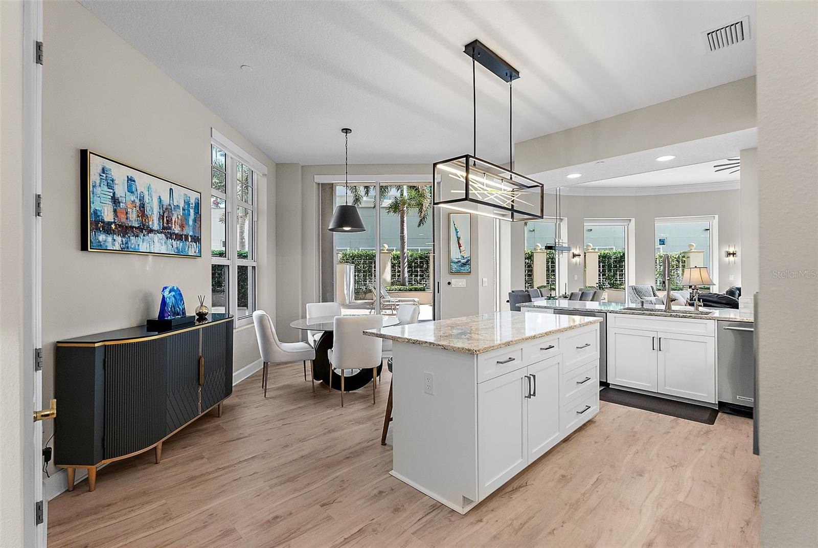 FLORENCIA CONDO - Residential