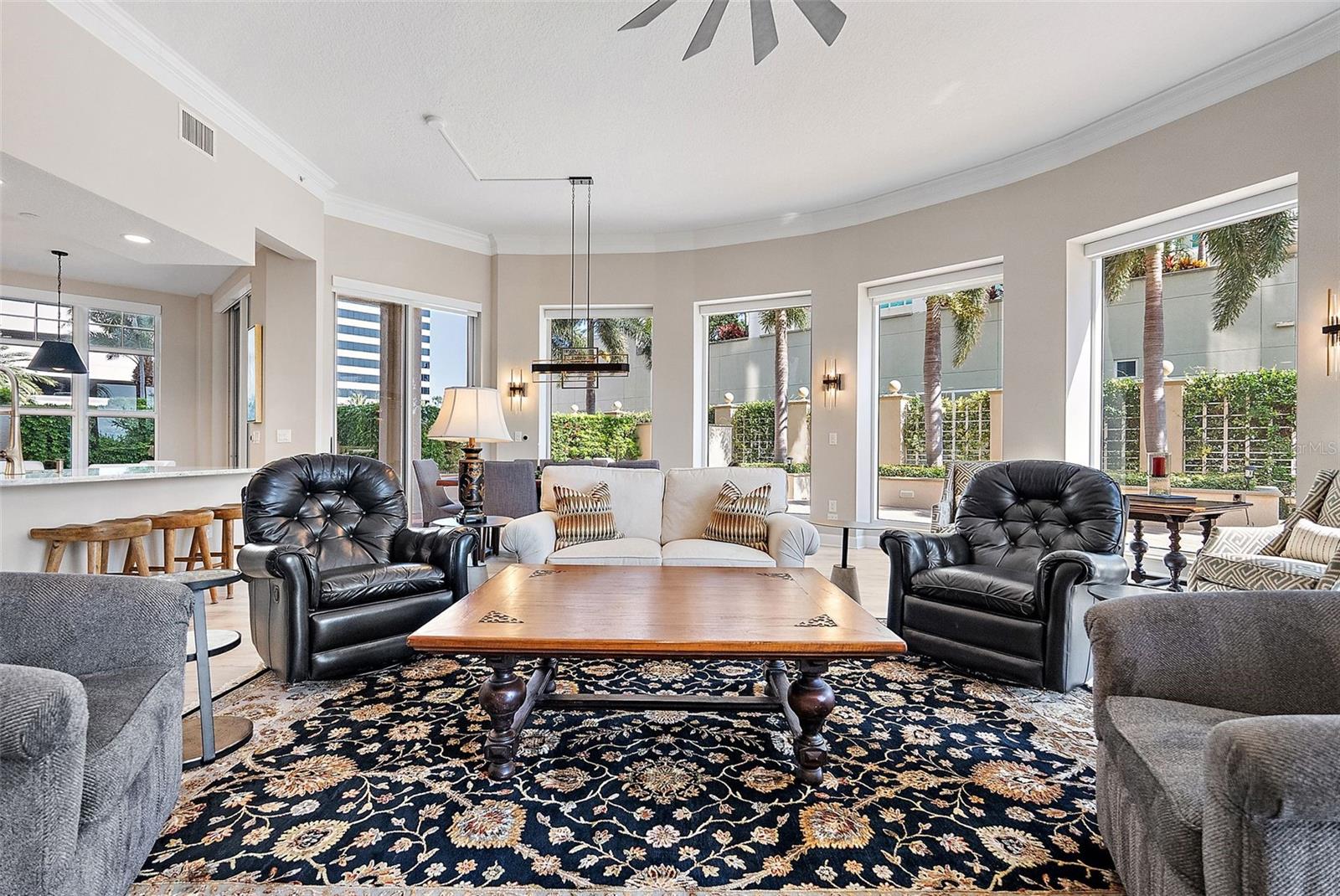 FLORENCIA CONDO - Residential