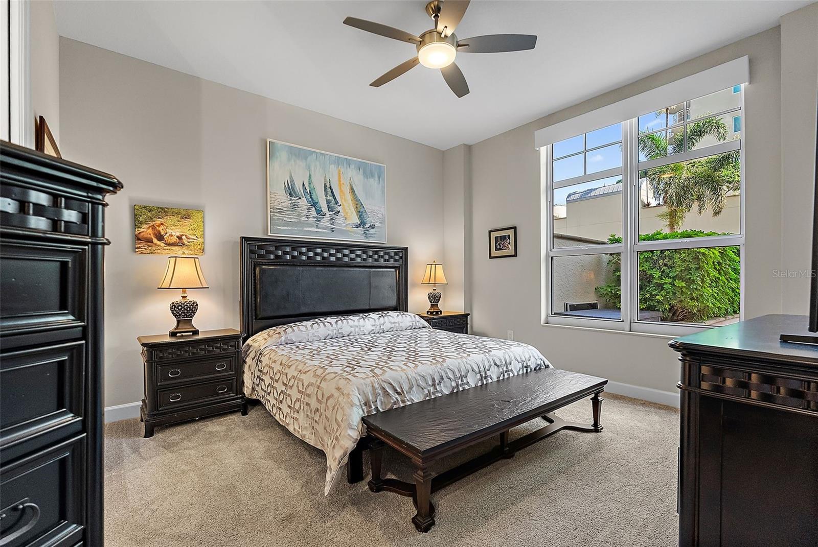 FLORENCIA CONDO - Residential