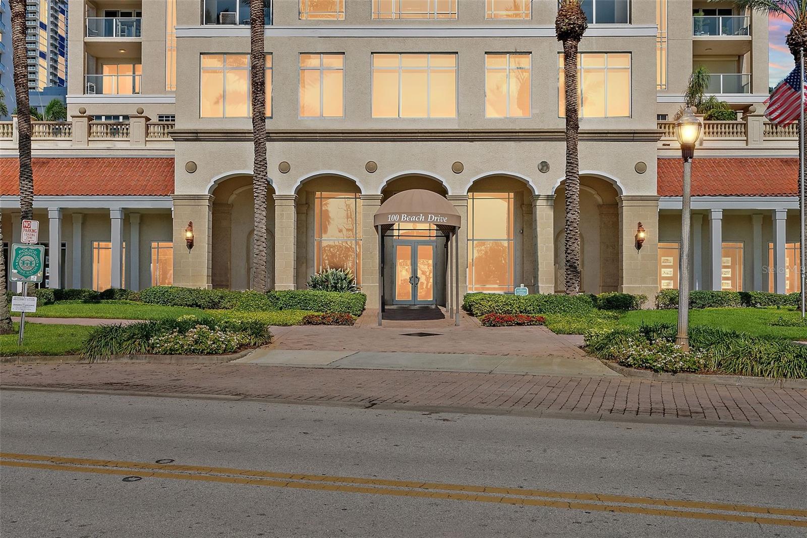 FLORENCIA CONDO - Residential