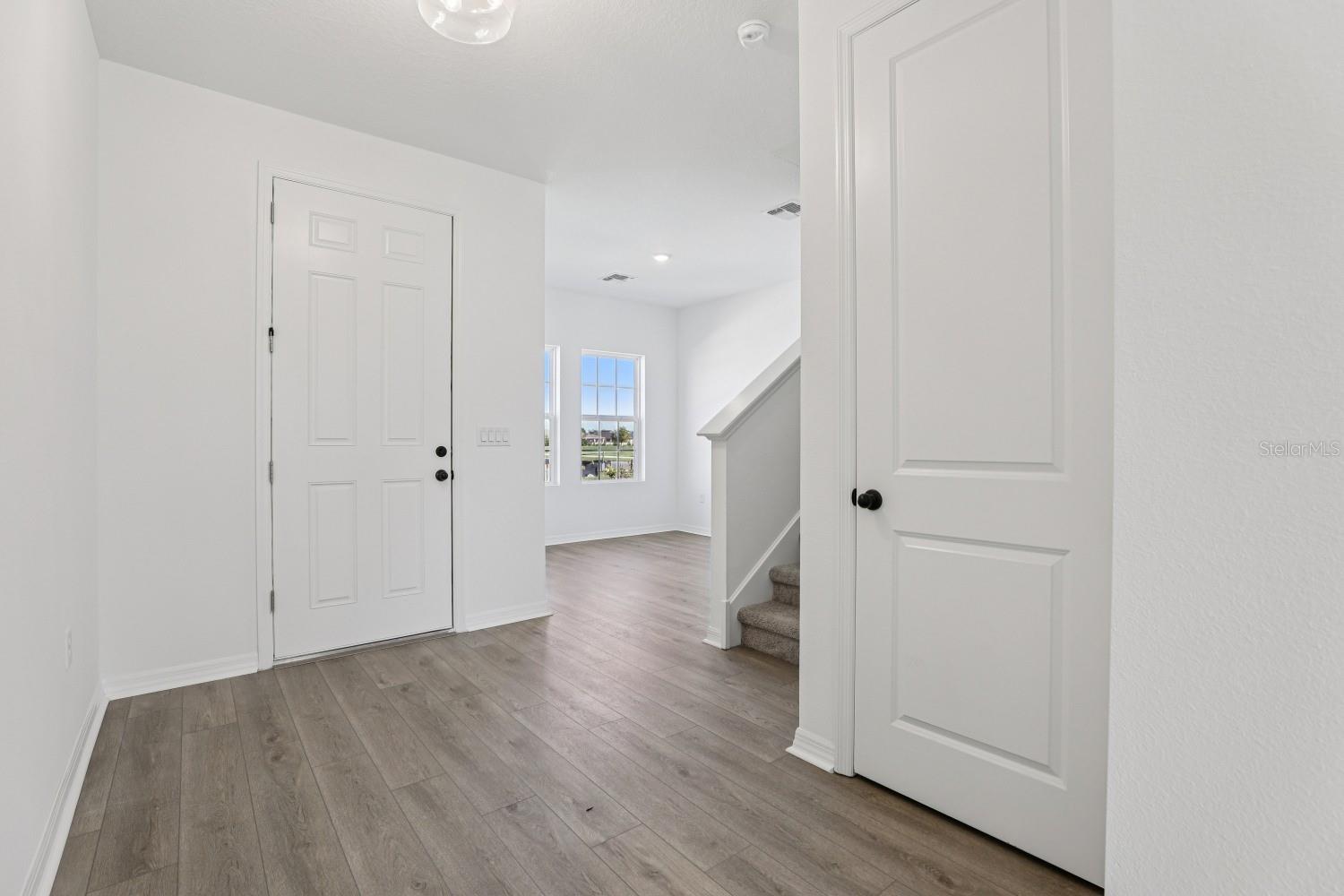 1658 CANE BAMBOO DRIVE