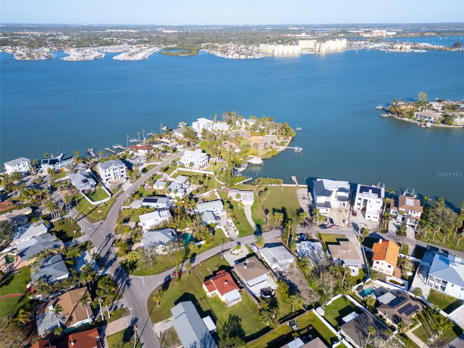 LONE PALM BEACH 2ND ADD - Residential