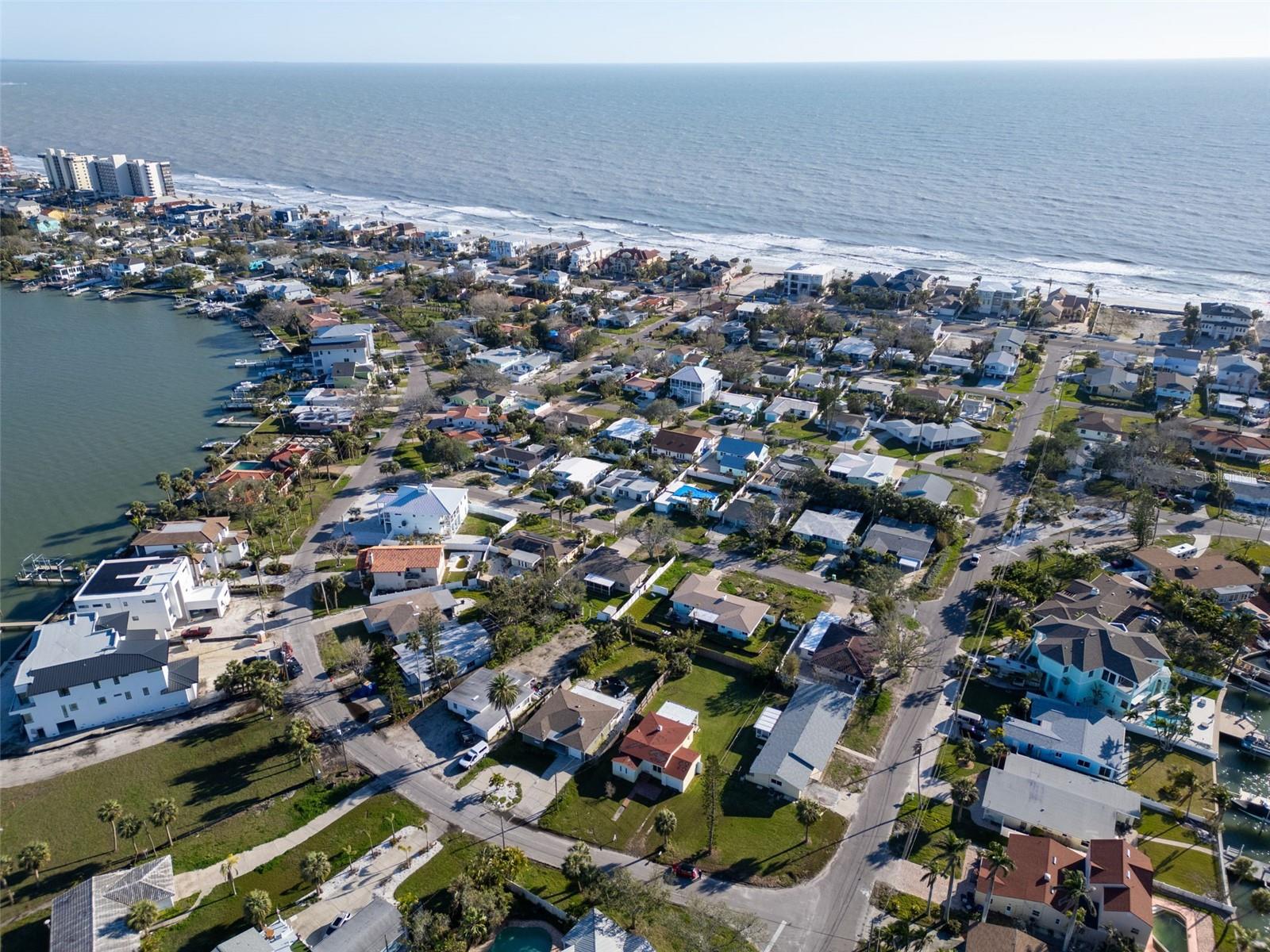 LONE PALM BEACH 2ND ADD - Residential