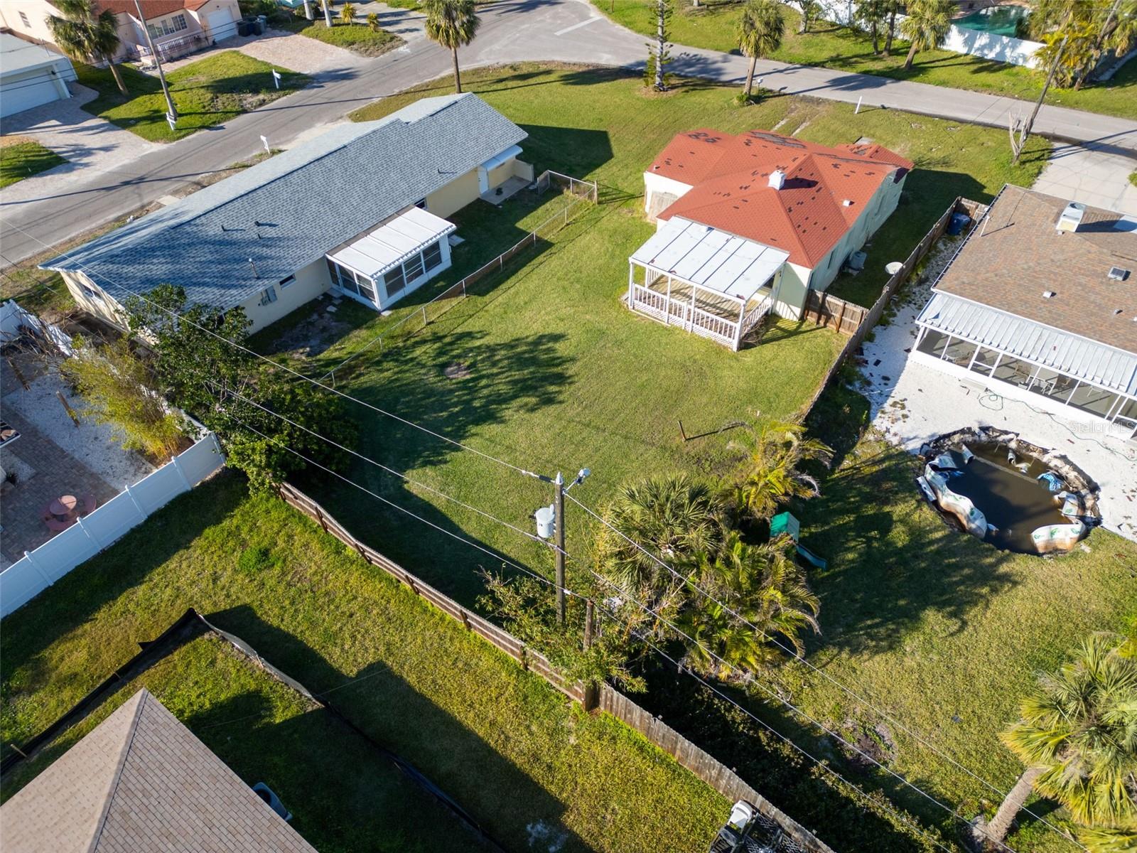 LONE PALM BEACH 2ND ADD - Residential