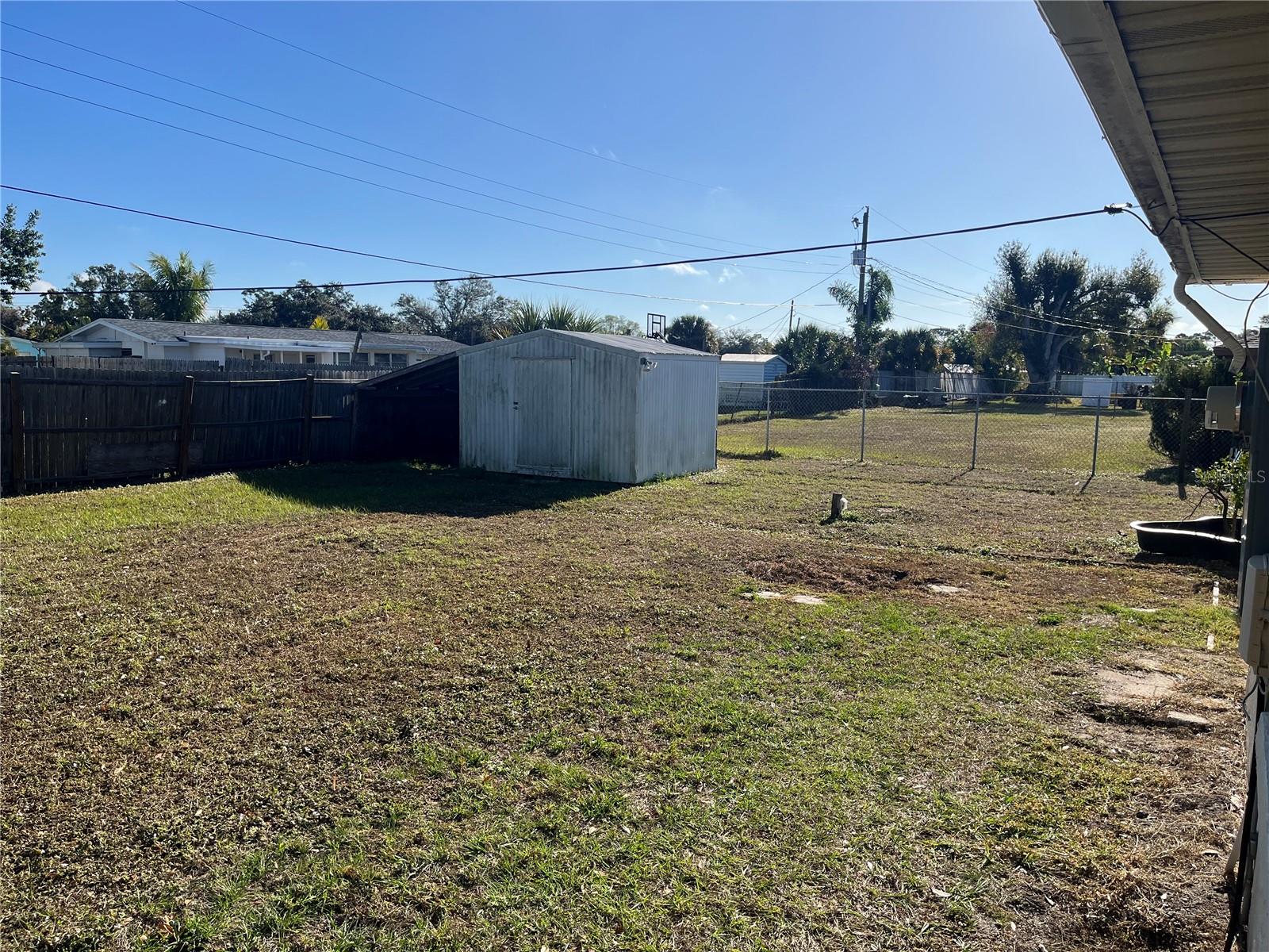 VENICE EAST SEC 1 - Residential Lease