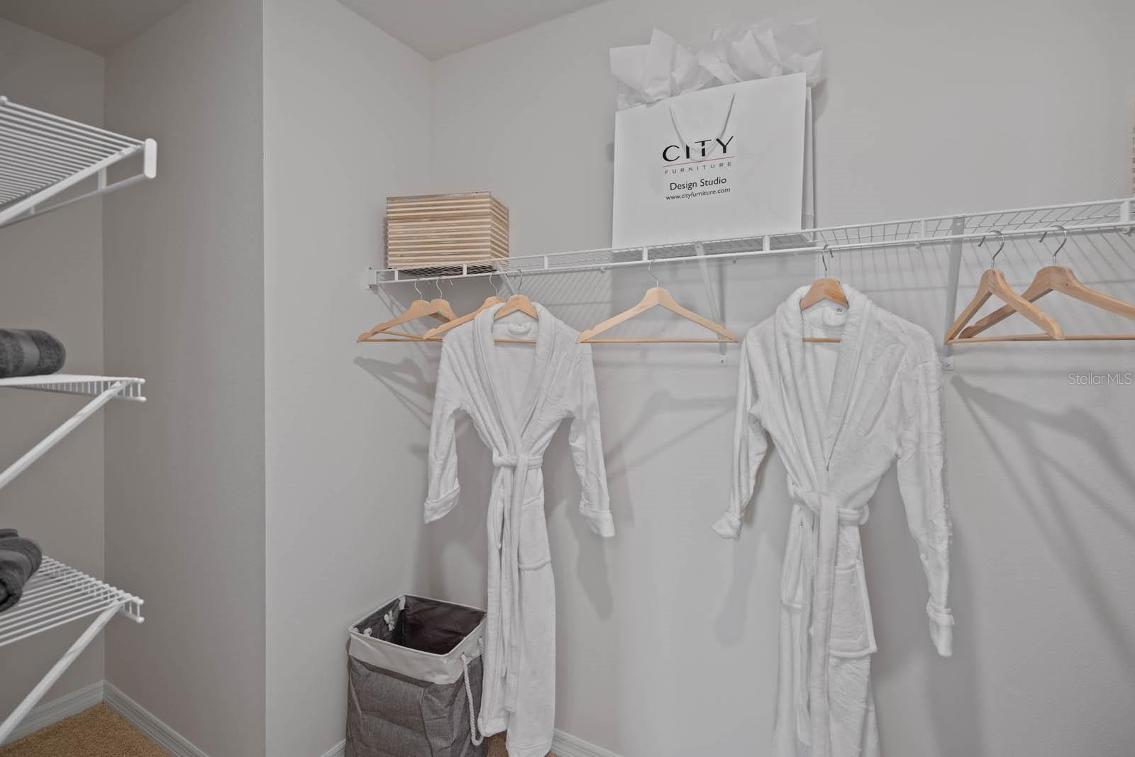 WIND MEADOWS SOUTH - Residential