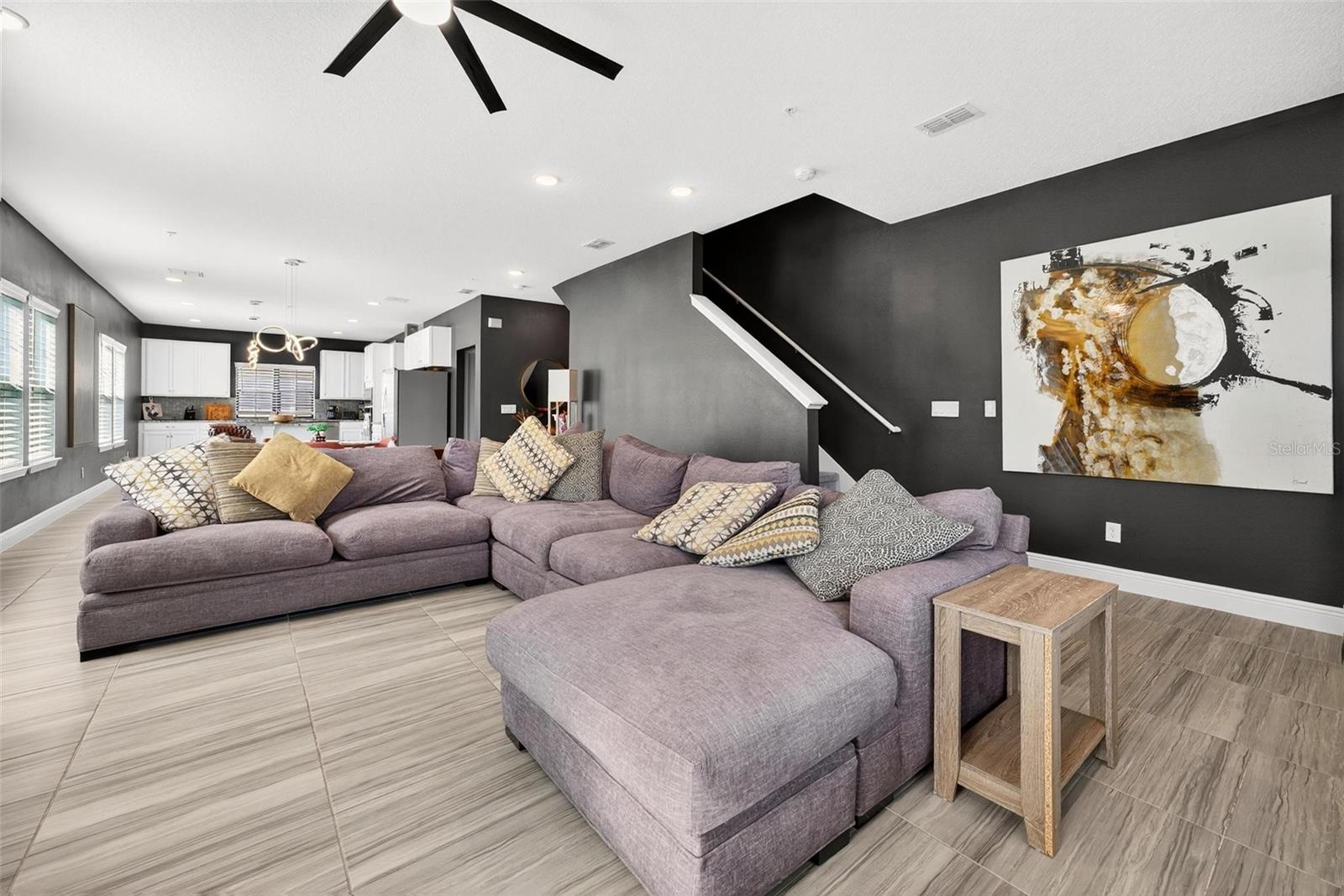 SEMINOLE CROSSING TWNHMS - Residential