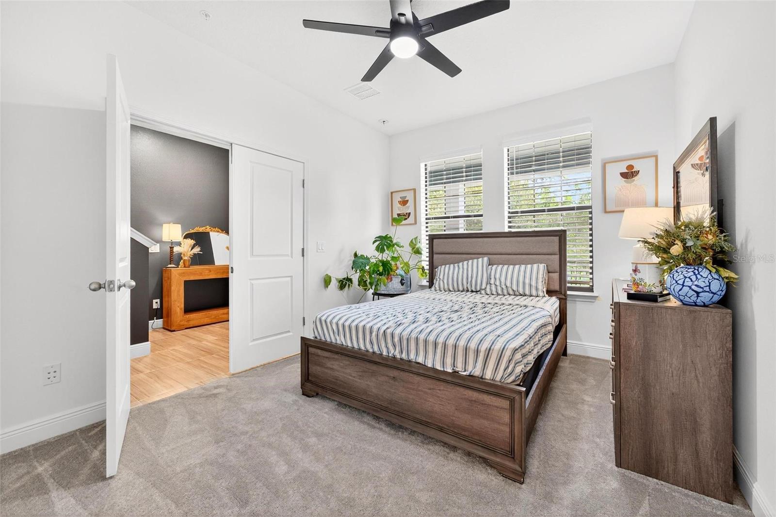 SEMINOLE CROSSING TWNHMS - Residential