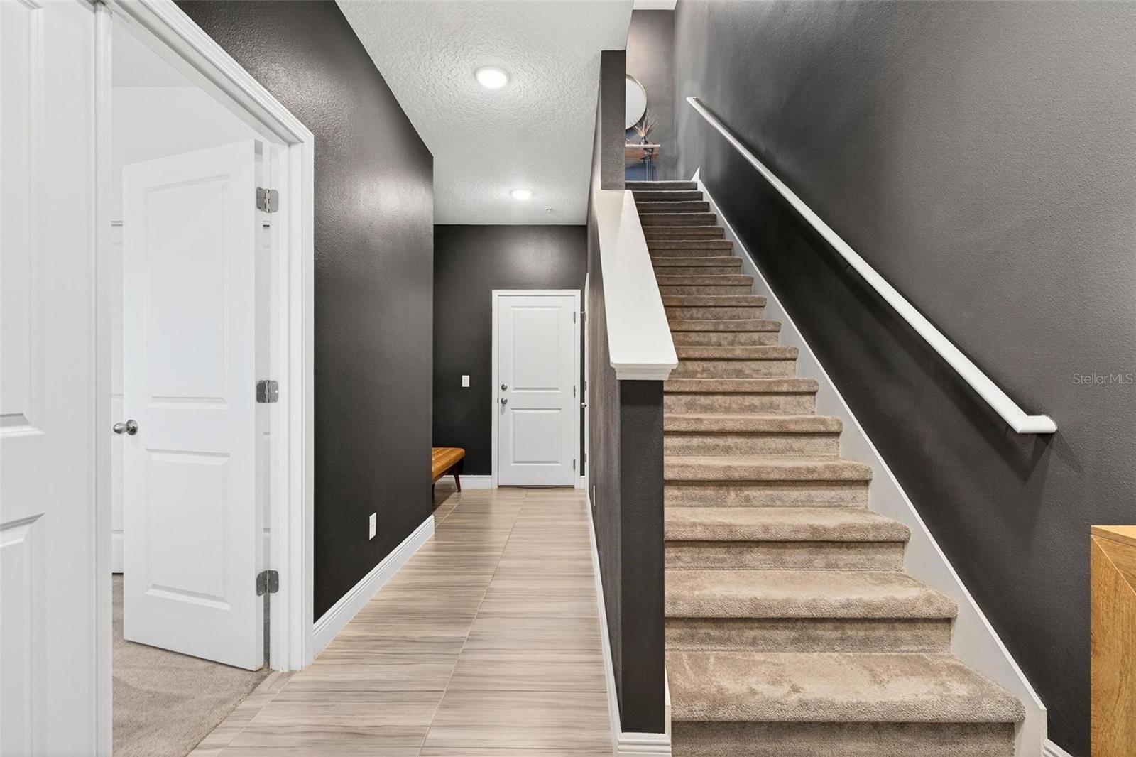 SEMINOLE CROSSING TWNHMS - Residential