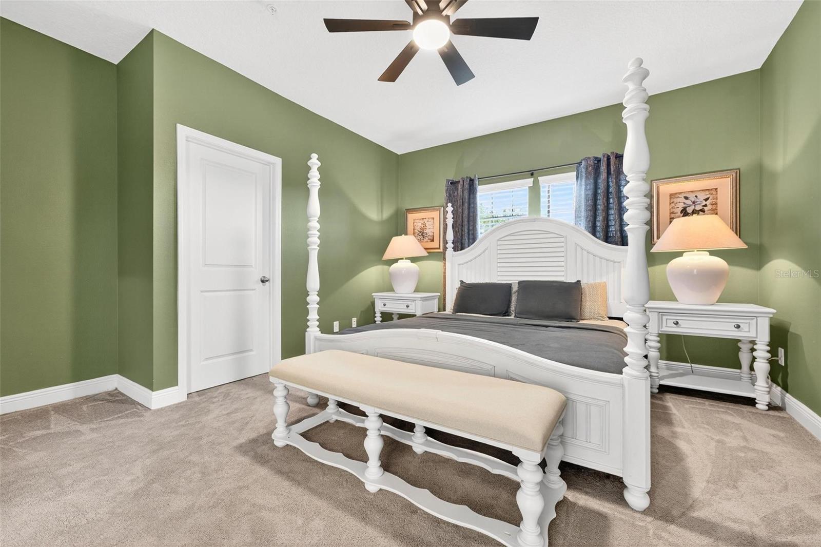 SEMINOLE CROSSING TWNHMS - Residential