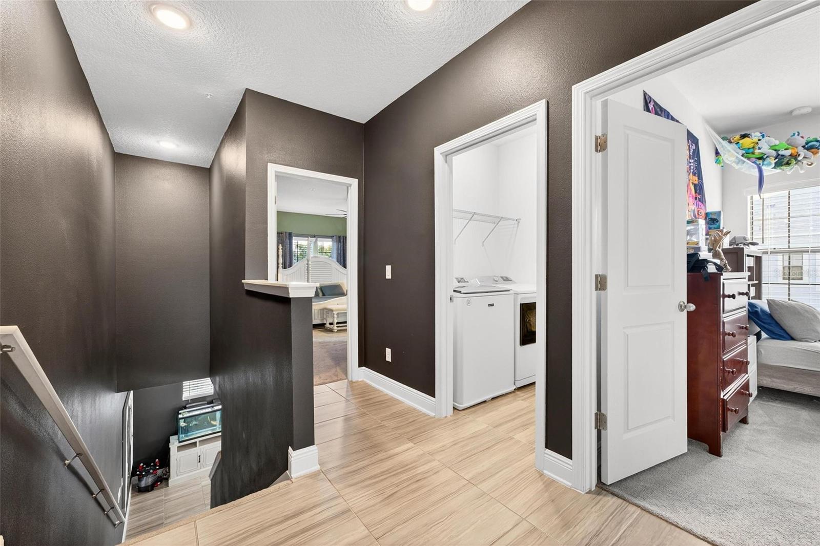 SEMINOLE CROSSING TWNHMS - Residential