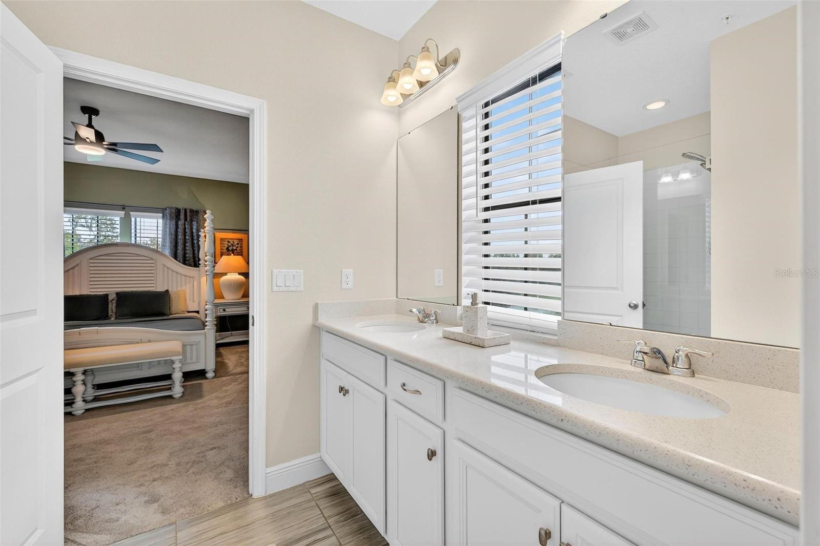 SEMINOLE CROSSING TWNHMS - Residential