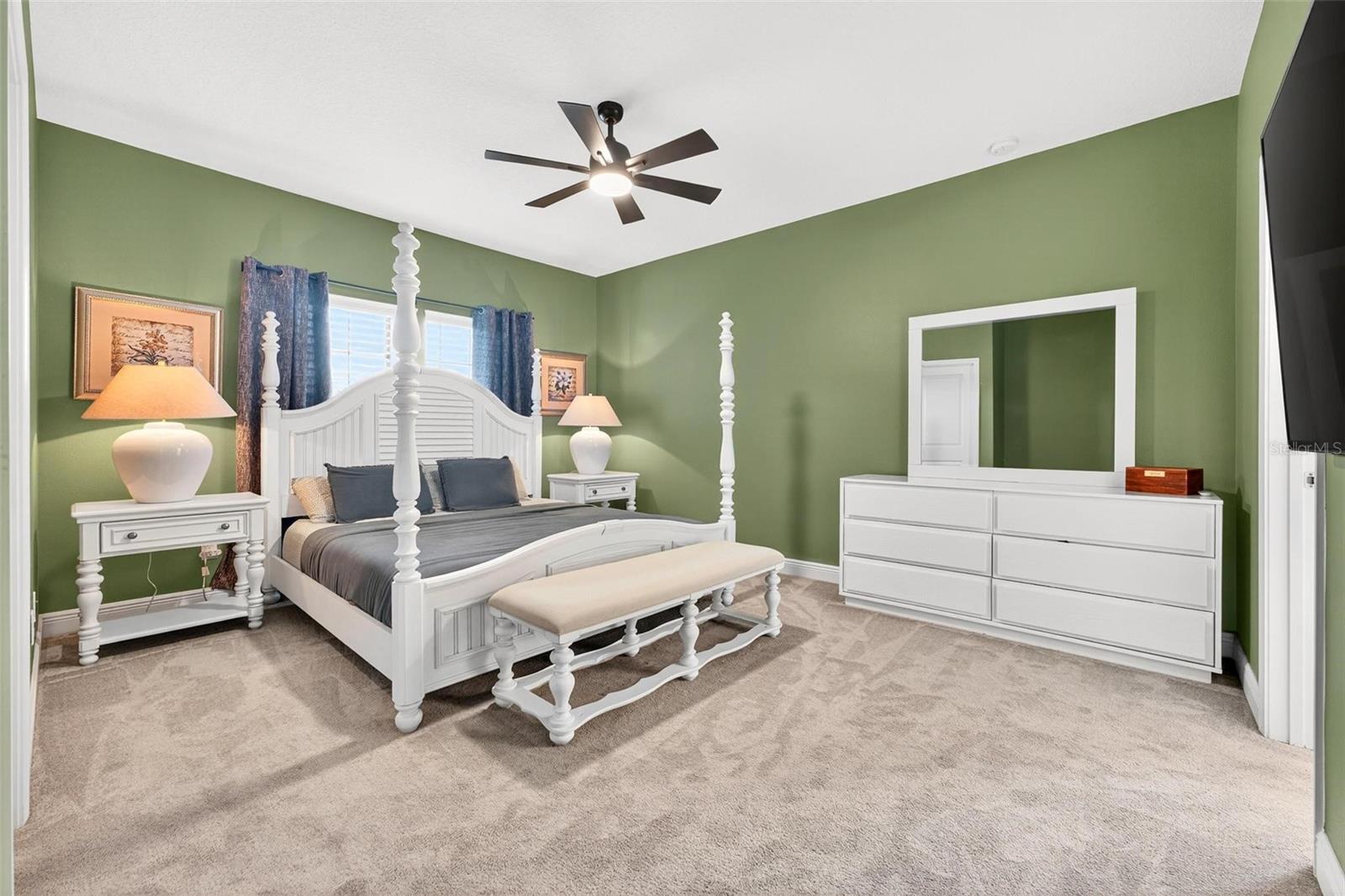 SEMINOLE CROSSING TWNHMS - Residential