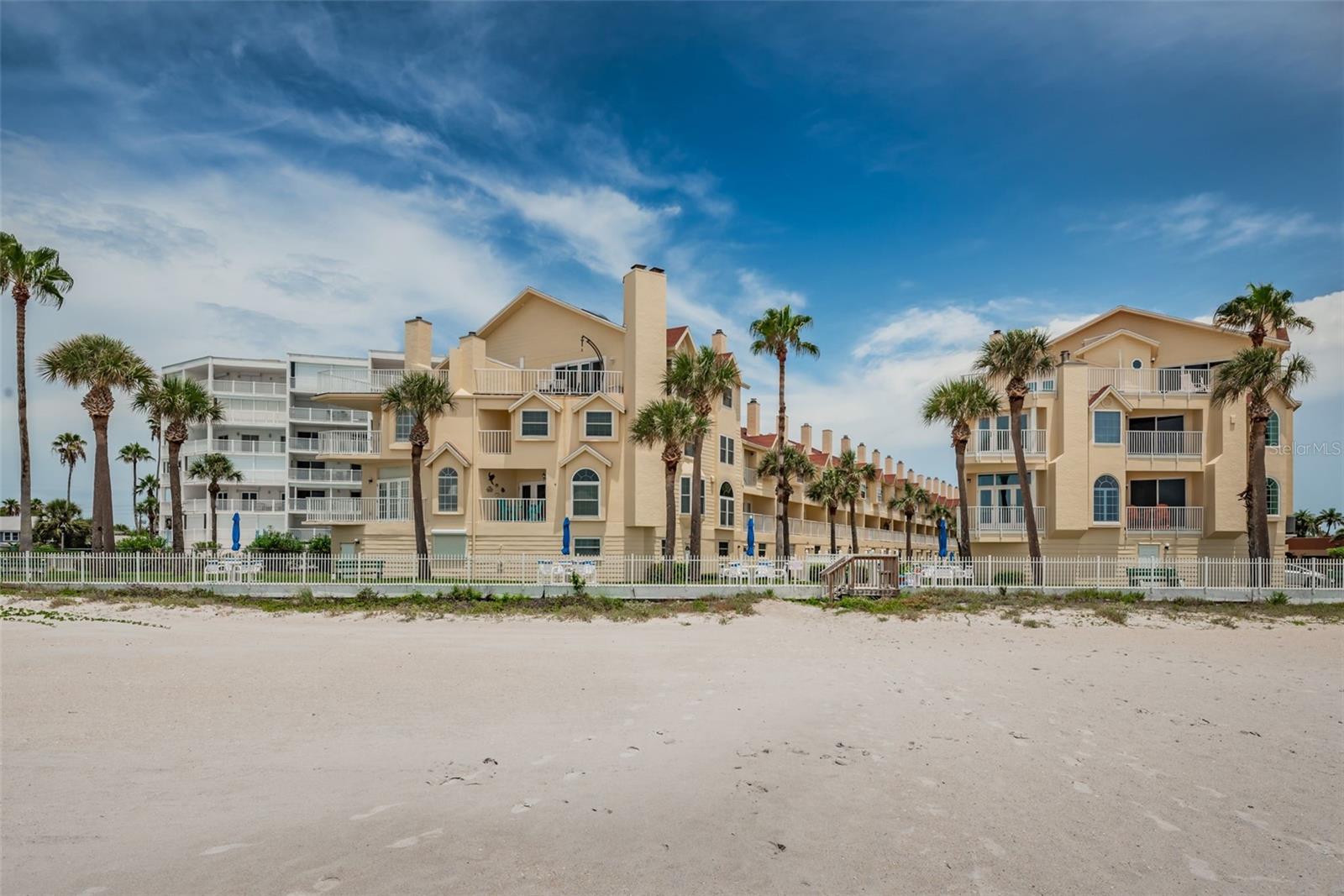 17960 GULF BOULEVARD 118