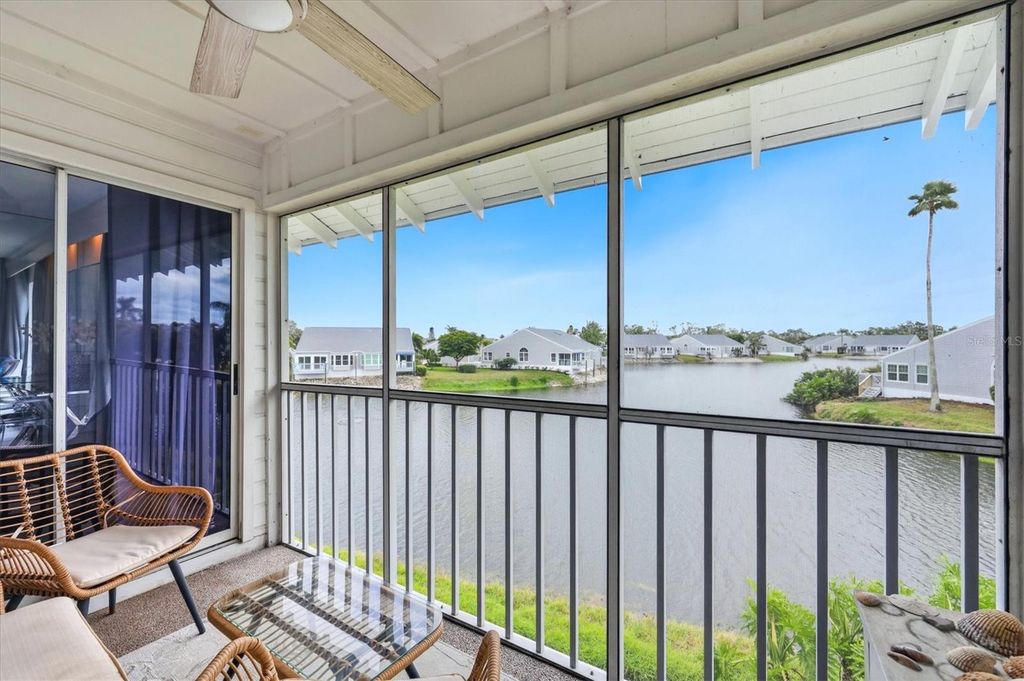 Photo of 972 Sandpiper Circle #972, Bradenton, FL 34209 (MLS # A4689807)