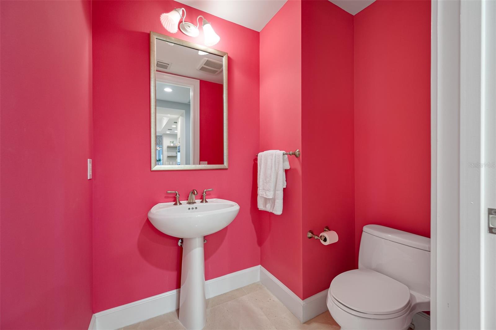 PARKSHORE PLAZA CONDO - Residential