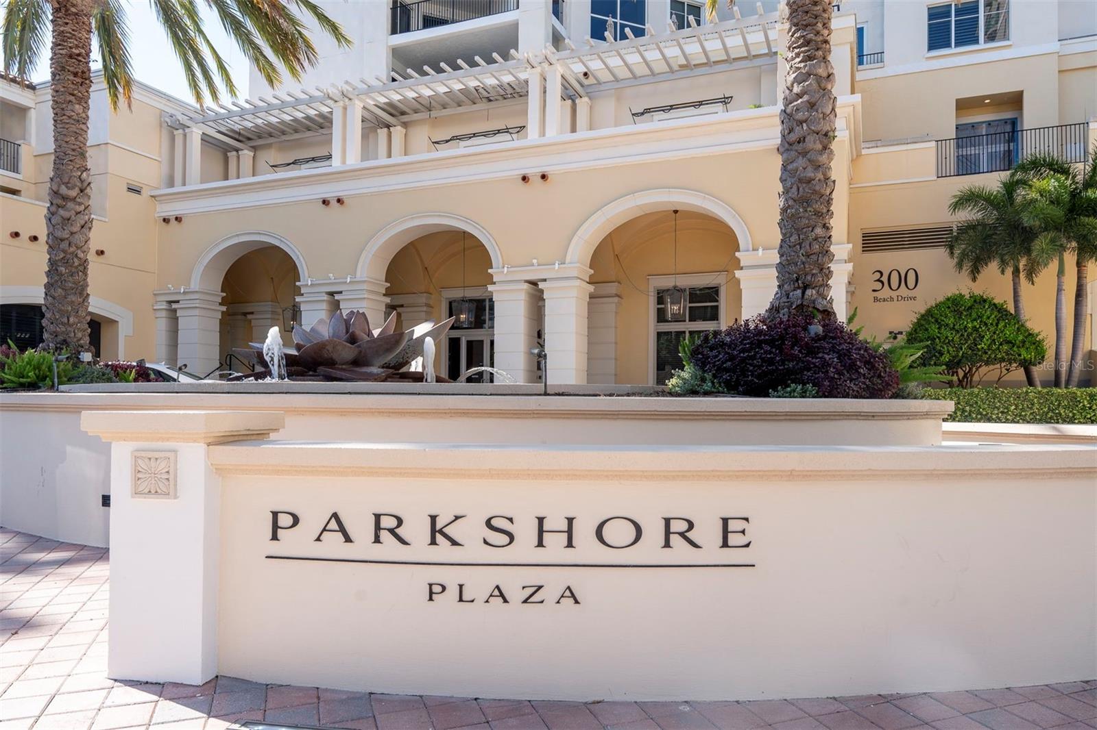 PARKSHORE PLAZA CONDO - Residential