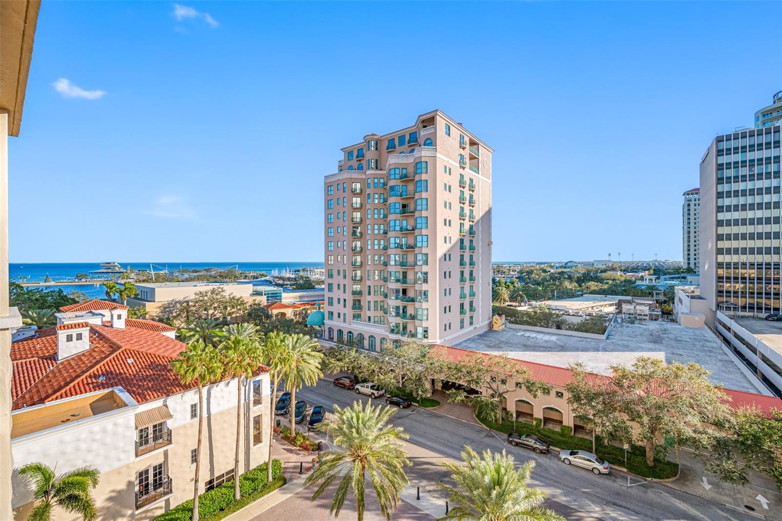 PARKSHORE PLAZA CONDO - Residential